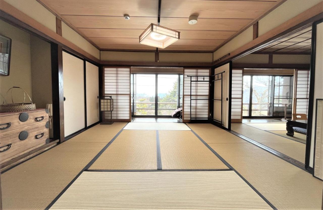 宿屋白金家 Yadoya-Shiroganeya 1日1組限定2名から8名様まで 全館貸切り 伝統的建造物の旅籠宿 Traditional Culture Experience Наґано Екстер'єр фото