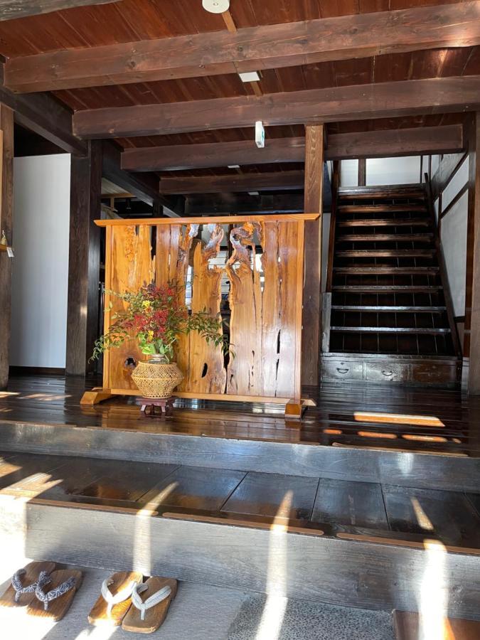 宿屋白金家 Yadoya-Shiroganeya 1日1組限定2名から8名様まで 全館貸切り 伝統的建造物の旅籠宿 Traditional Culture Experience Наґано Екстер'єр фото