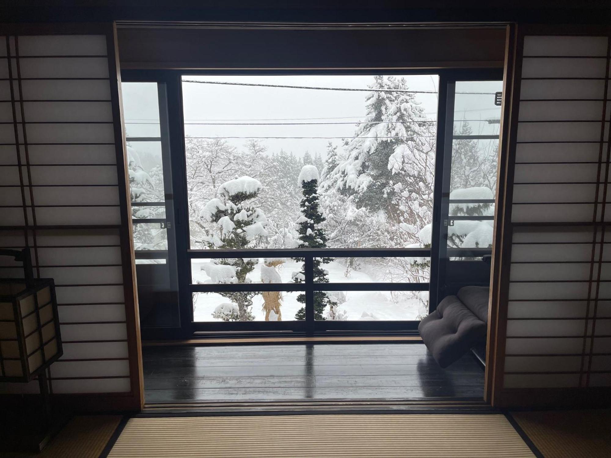 宿屋白金家 Yadoya-Shiroganeya 1日1組限定2名から8名様まで 全館貸切り 伝統的建造物の旅籠宿 Traditional Culture Experience Наґано Екстер'єр фото