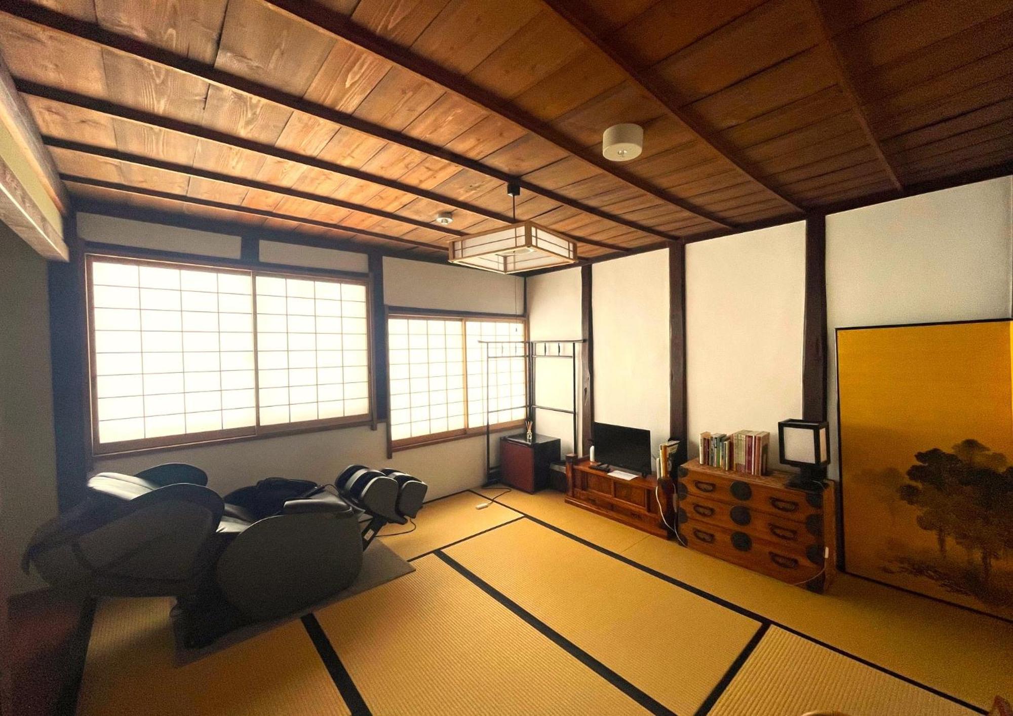 宿屋白金家 Yadoya-Shiroganeya 1日1組限定2名から8名様まで 全館貸切り 伝統的建造物の旅籠宿 Traditional Culture Experience Наґано Екстер'єр фото